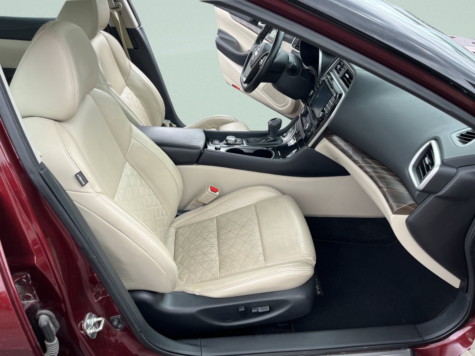 Used 2016 Nissan Maxima Platinum FWD image 24