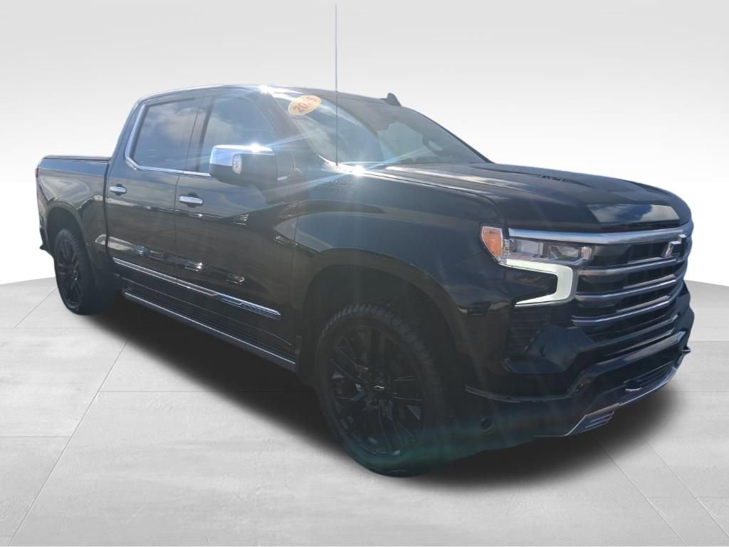 Used 2025 Chevrolet Silverado 1500 High Country w/ Technology Package image 10