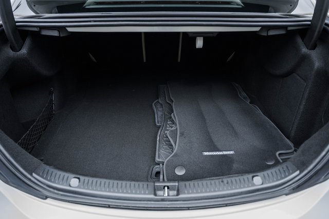 Certified 2023 Mercedes-Benz E 350 4MATIC Sedan w/ Premium Package image 10