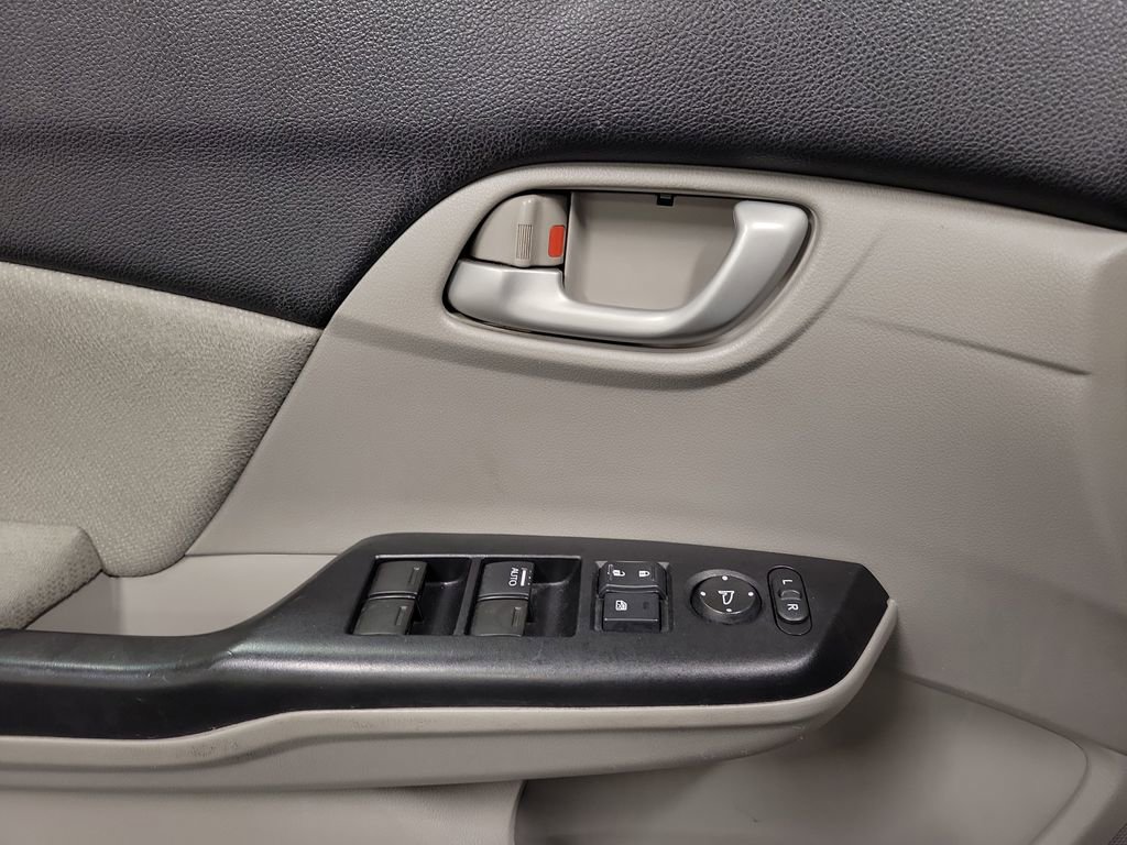 Used 2013 Honda Civic LX image 19