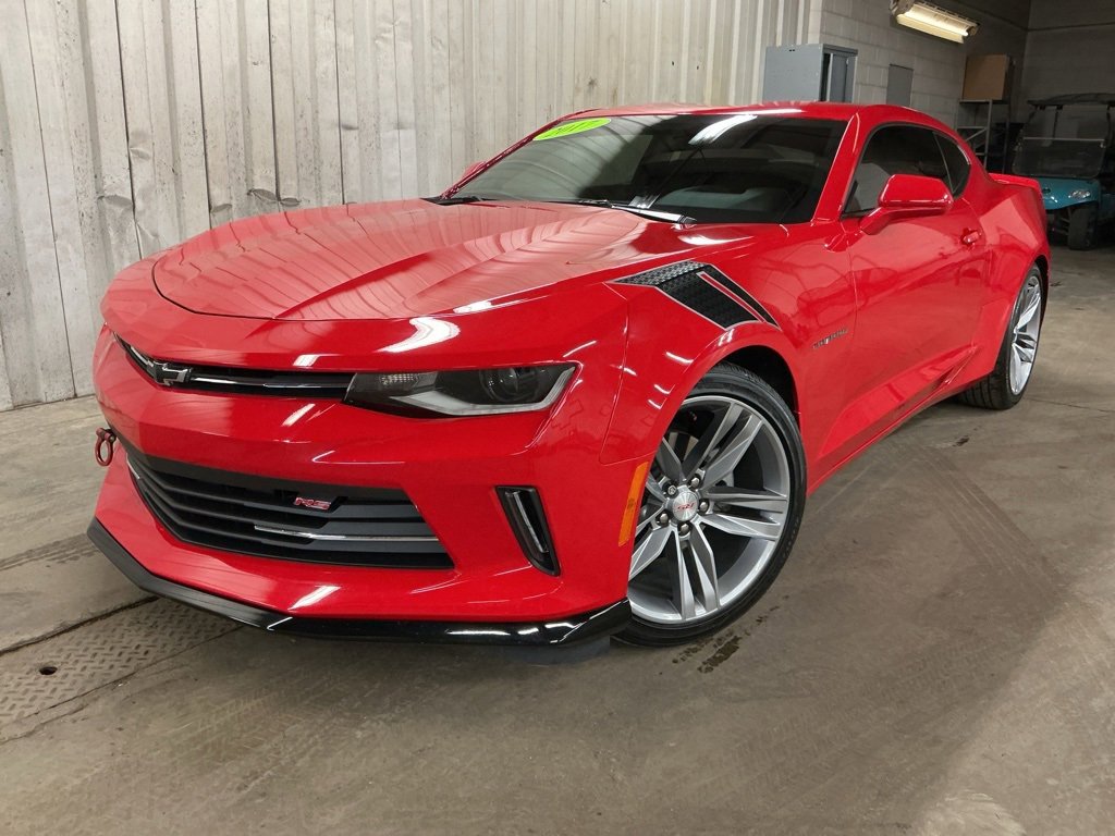 Used 2017 Chevrolet Camaro LT w/ RS Package image 5