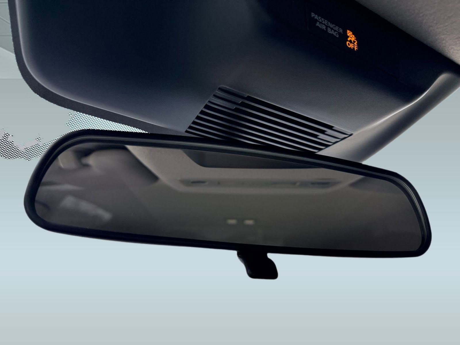 New 2026 Nissan Kicks SV w/ Charging Package image 16