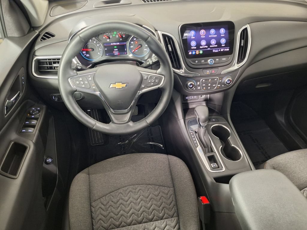 Used 2024 Chevrolet Equinox LT FWD image 11