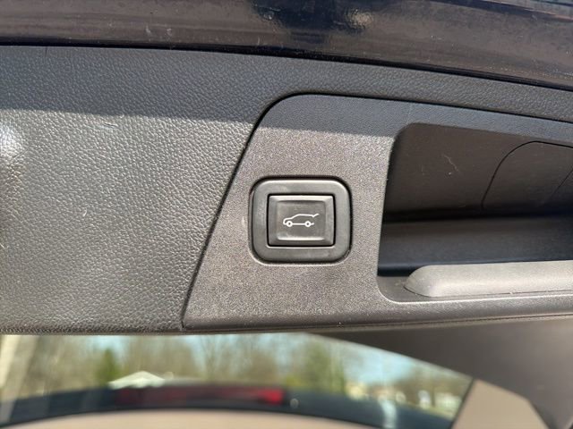 Used 2020 Buick Envision Essence w/ Experience Buick Package AWD/4WD image 15