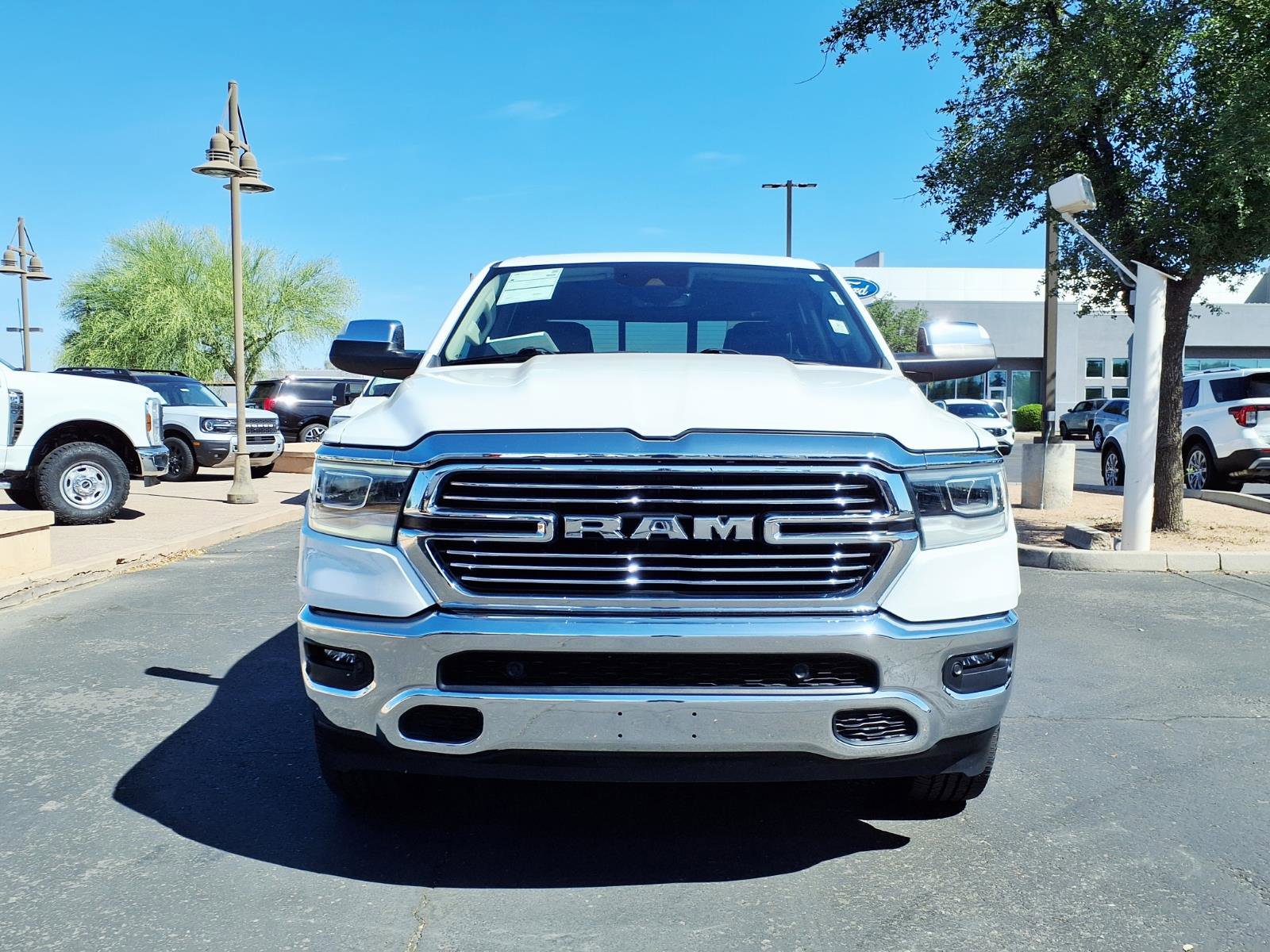 Used 2022 RAM 1500 Laramie AWD/4WD image 2
