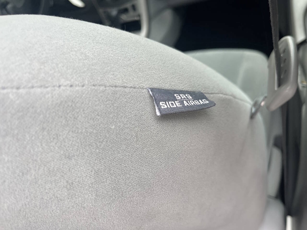 Used 2013 Toyota Corolla LE FWD image 26