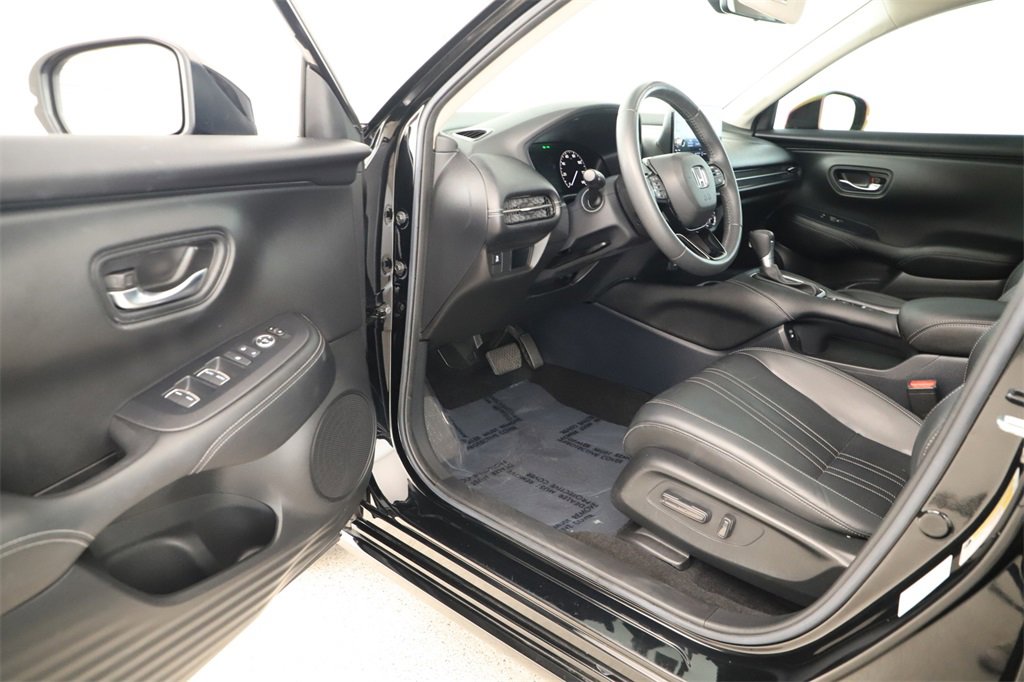 Used 2024 Honda HR-V EX-L image 14
