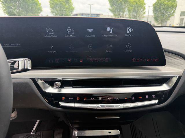 New 2026 Cadillac Lyriq Sport w/ LPO, Floor Liner Package AWD/4WD image 15