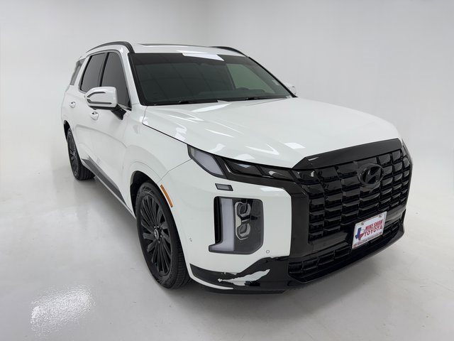 Used 2024 Hyundai Palisade Calligraphy image 2
