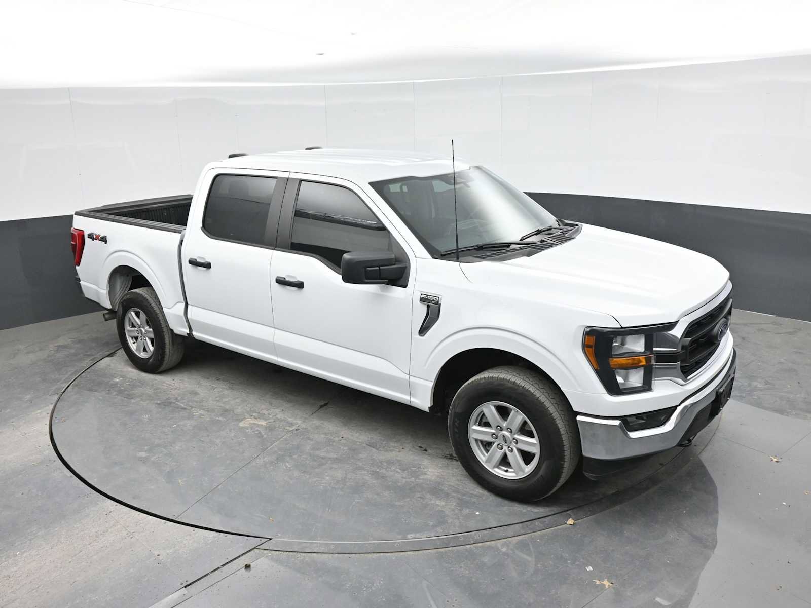 Used 2023 Ford F150 XLT image 32