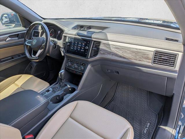 Used 2020 Volkswagen Atlas Cross Sport SE FWD image 21