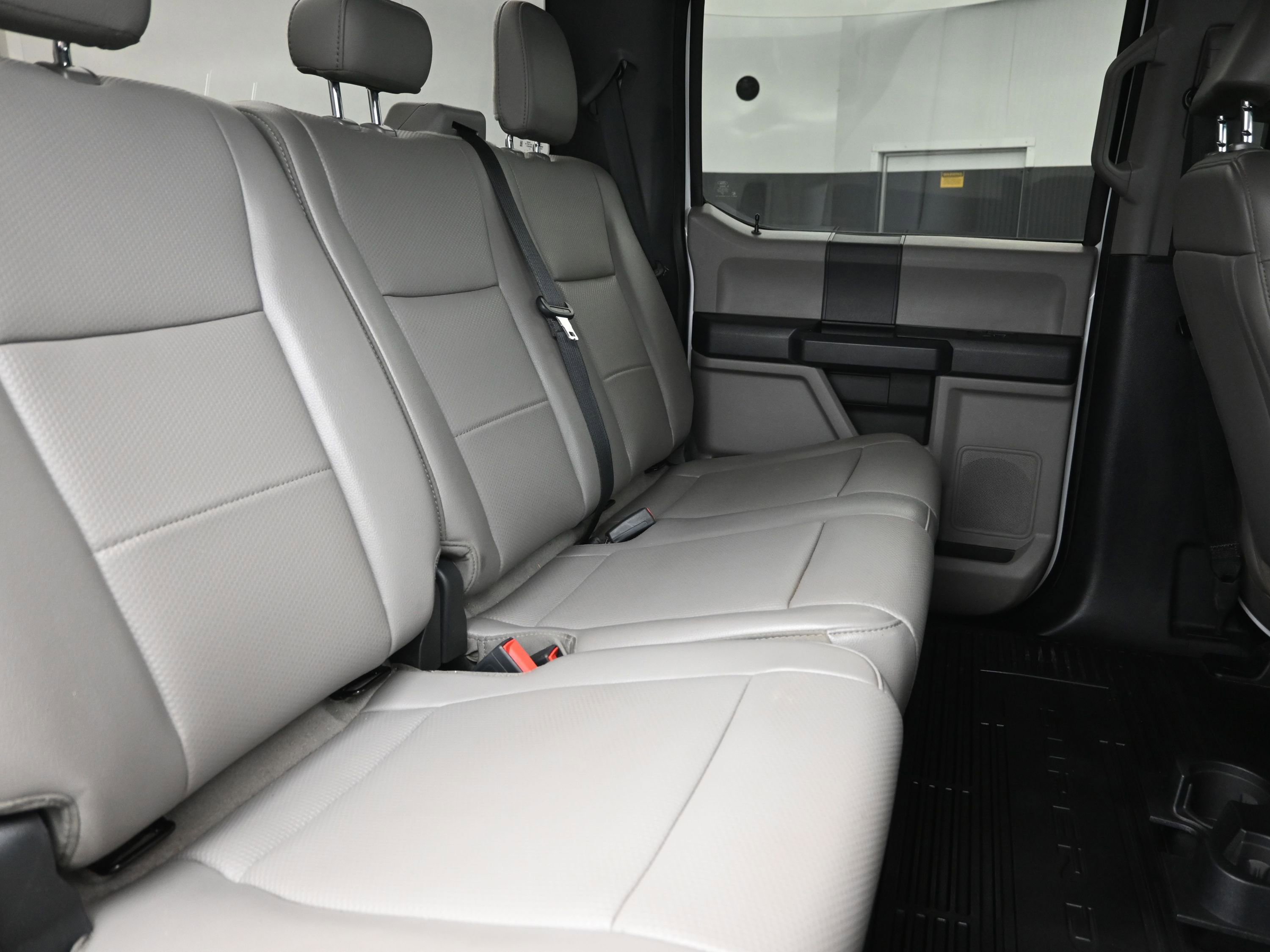 Used 2022 Ford F250 XL w/ Power Equipment Group image 25