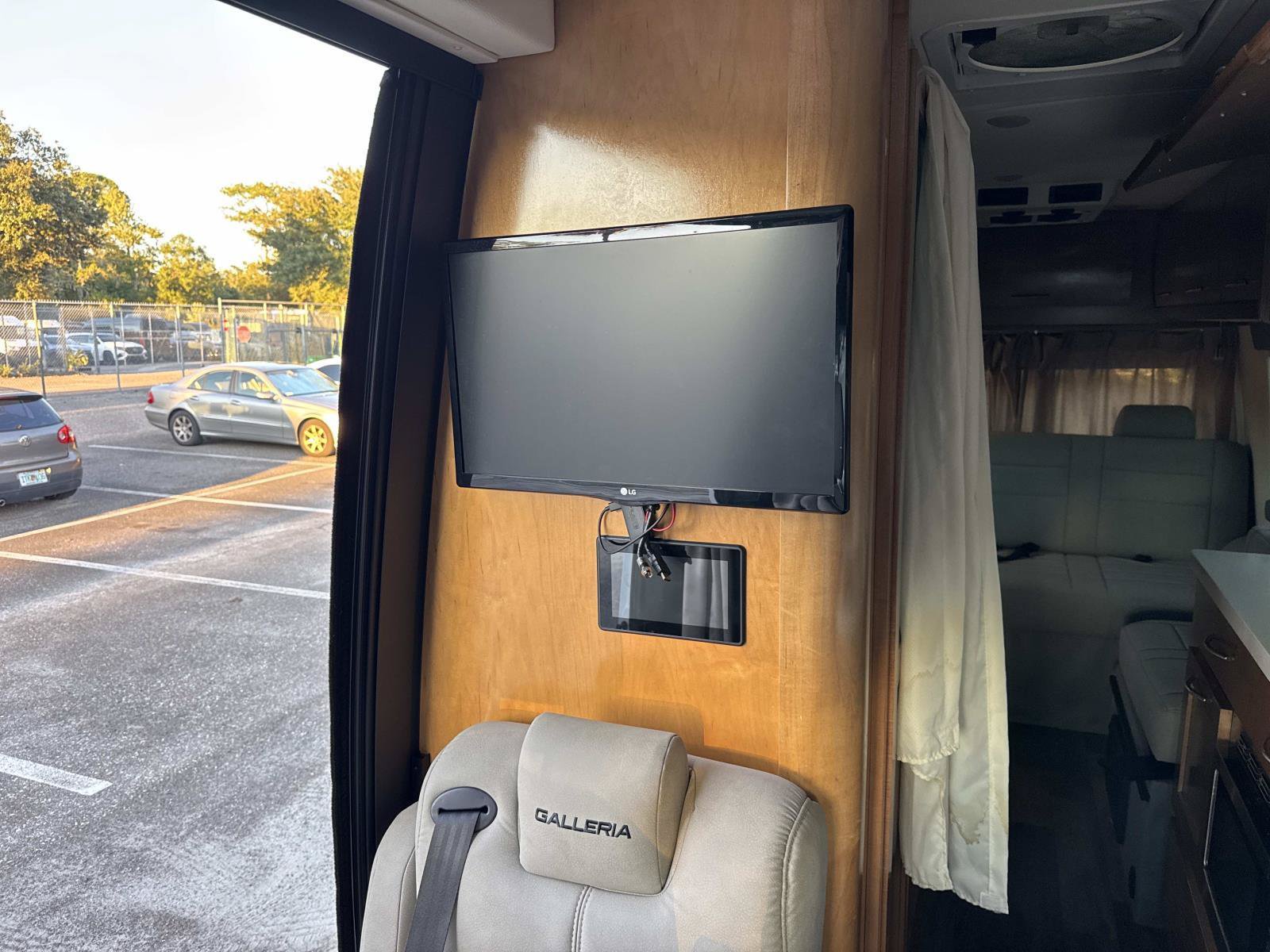 Used 2020 Mercedes-Benz Sprinter 3500 image 20