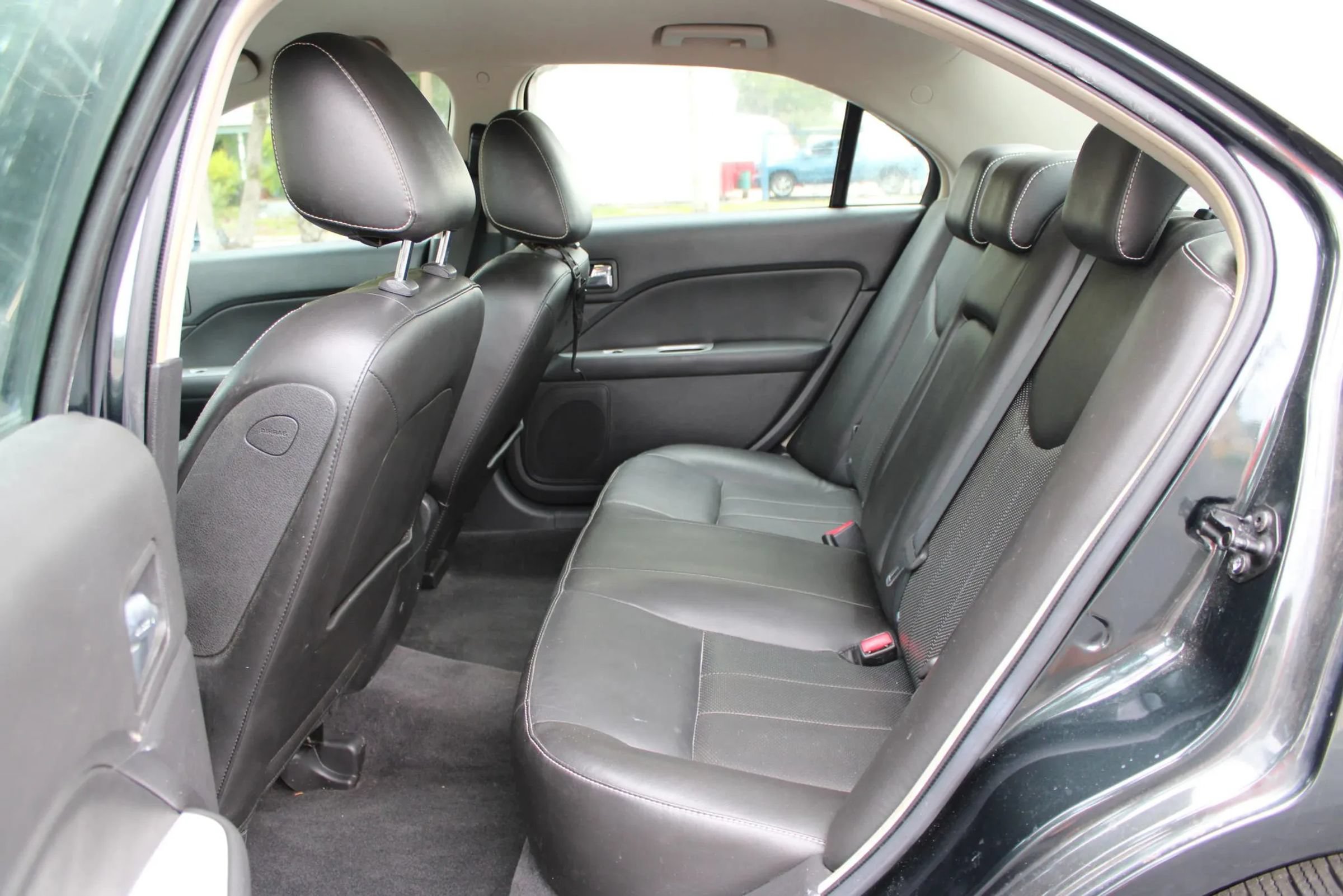 Used 2010 Mercury Milan Premier FWD image 8