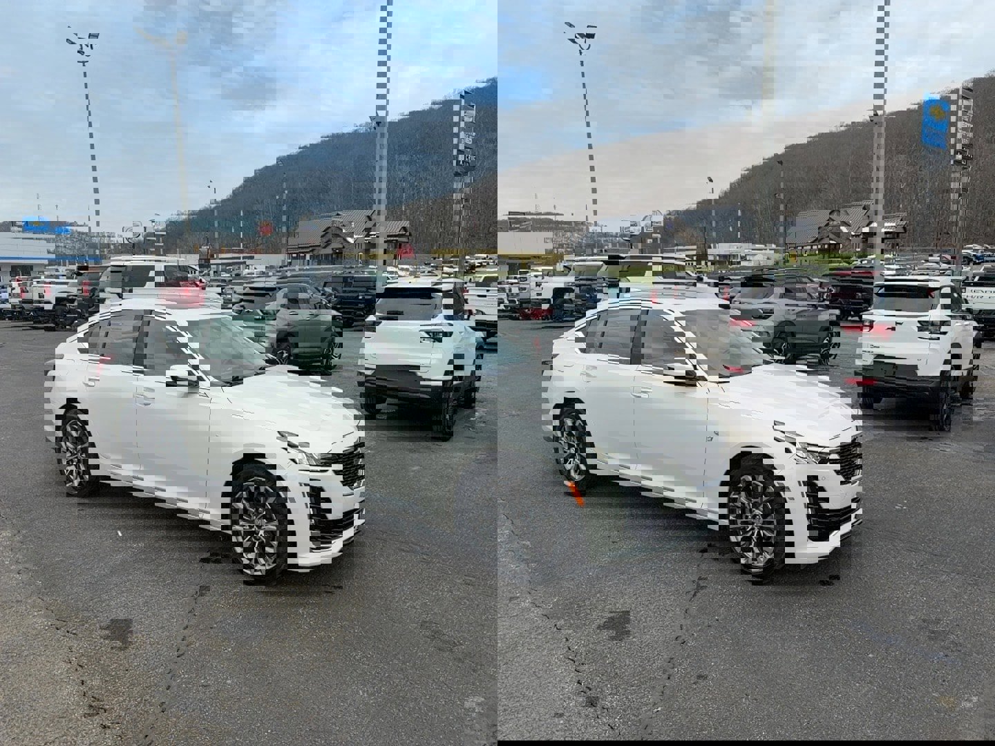 Used 2023 Cadillac CT5 Premium Luxury image 1