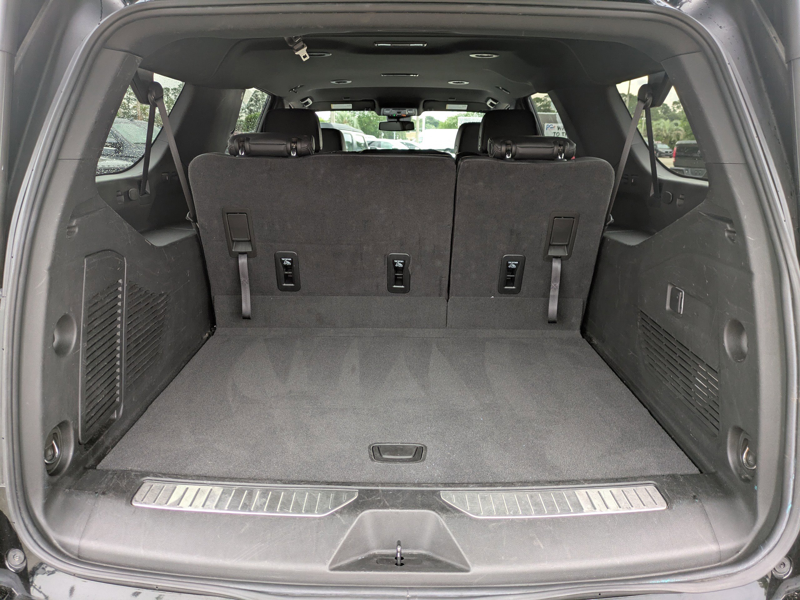 Used 2024 Chevrolet Suburban RST image 12