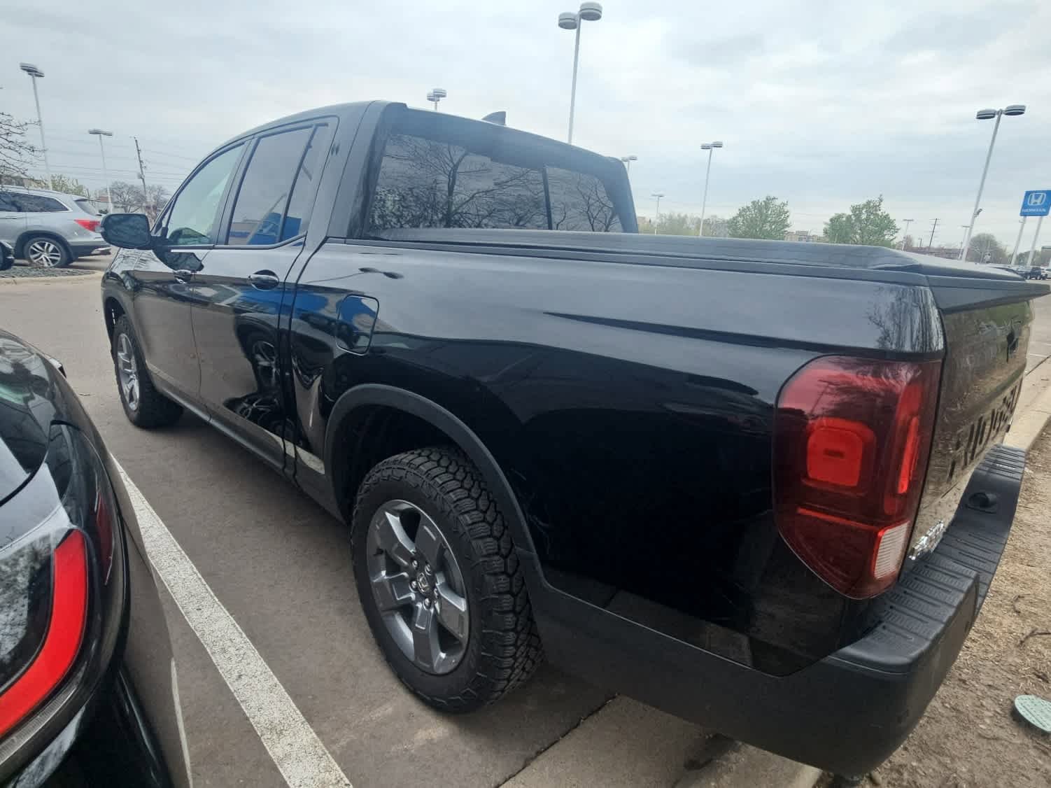 Used 2025 Honda Ridgeline TrailSport image 4