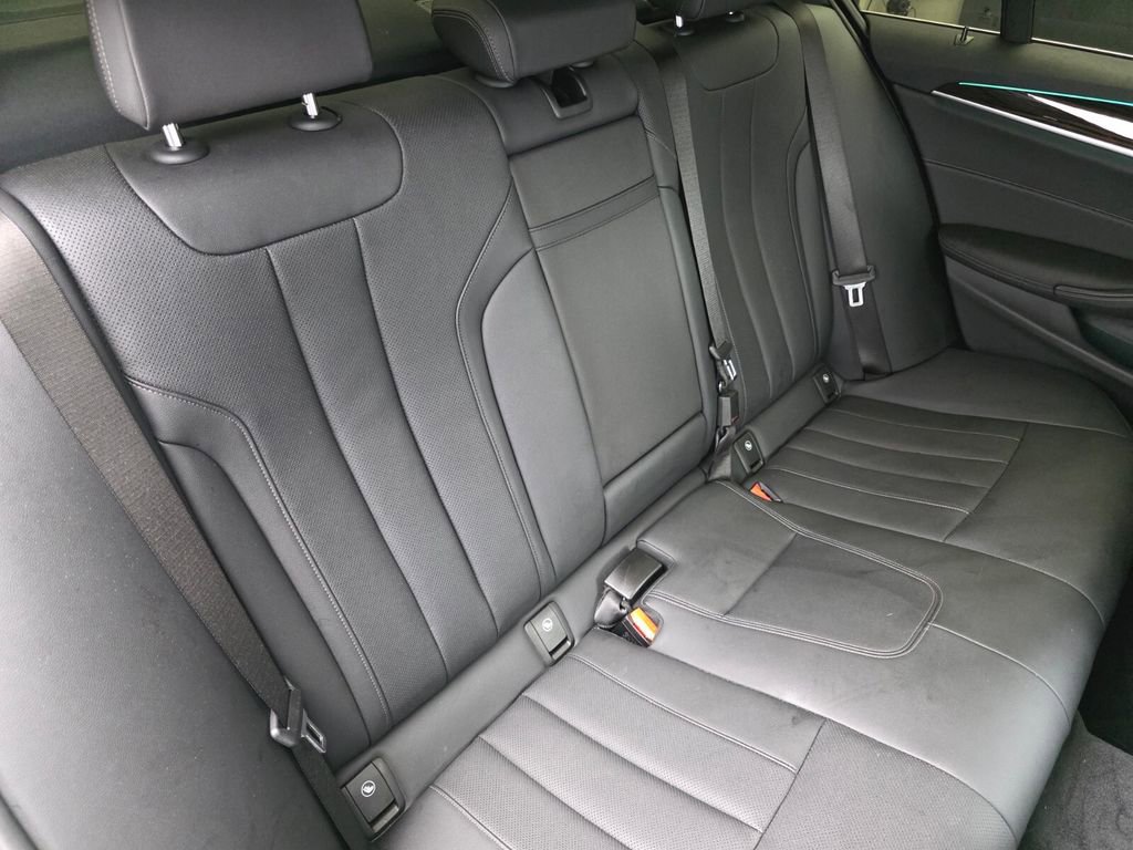 Used 2021 BMW 540i 540i w/ Convenience Package image 27