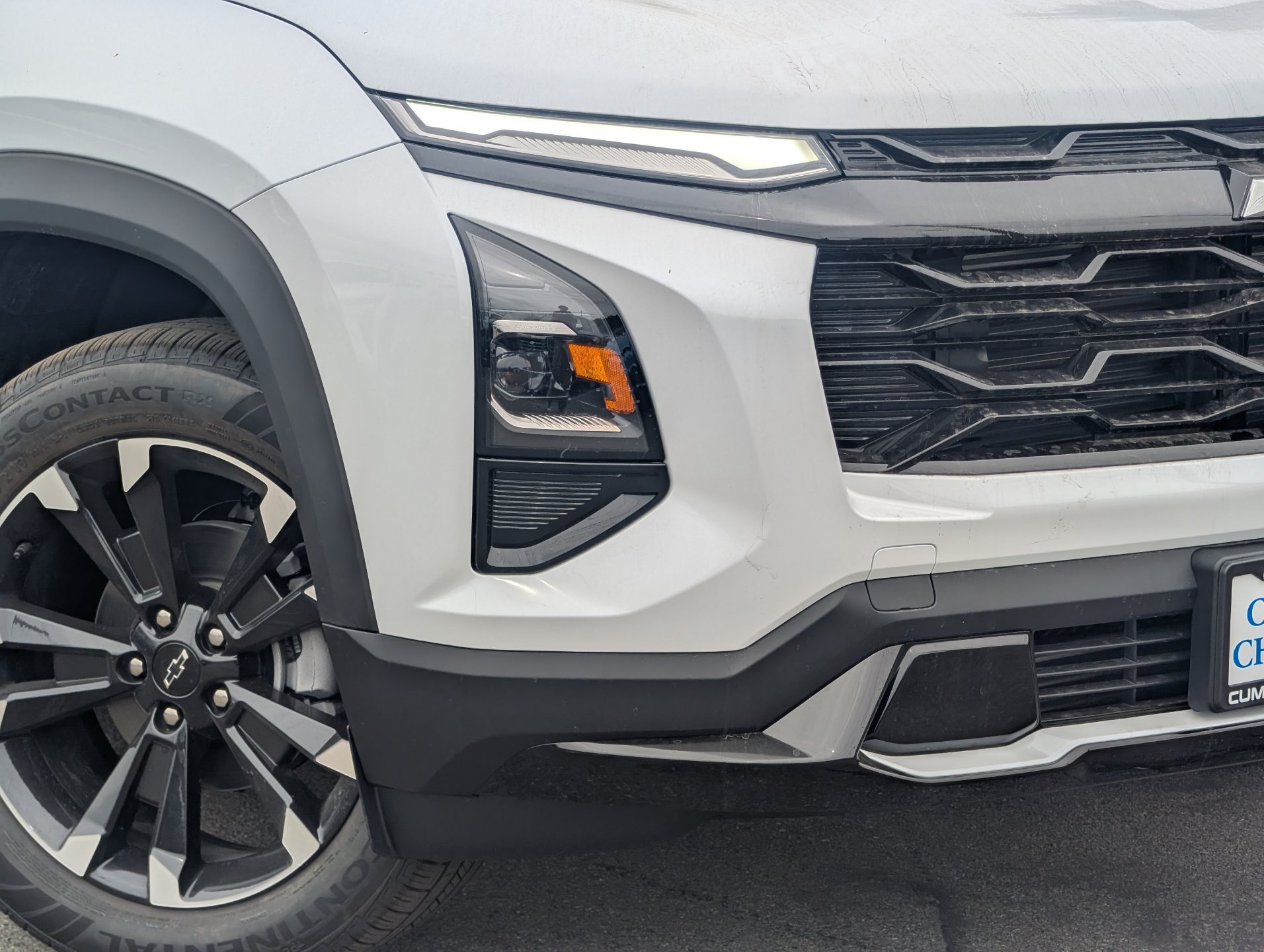 New 2027 Chevrolet Equinox RS FWD image 3