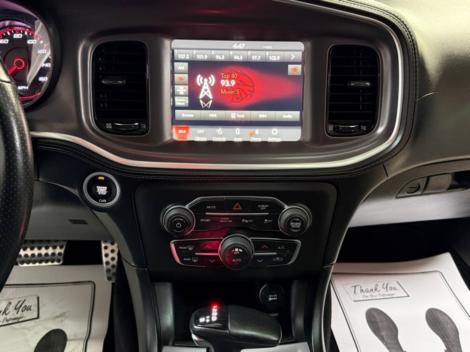 Used 2022 Dodge Charger R/T w/ Plus Group image 31