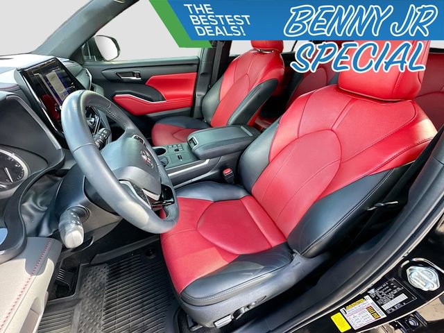 Used 2024 Toyota Highlander XSE image 20