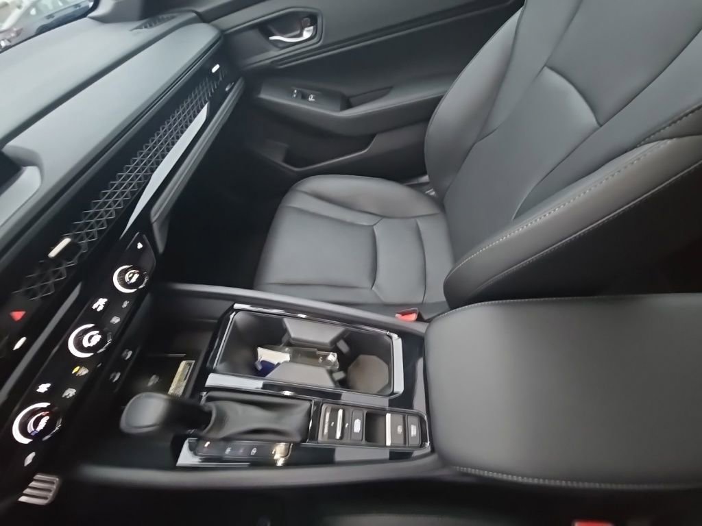 Certified 2025 Honda Accord Sport image 23