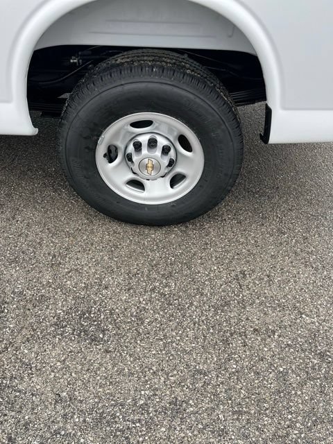 New 2025 Chevrolet Silverado 3500 W/T w/ WT Convenience Package AWD/4WD image 16