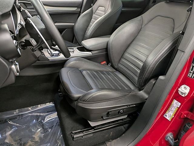 Used 2023 Alfa Romeo Stelvio Veloce AWD/4WD image 13