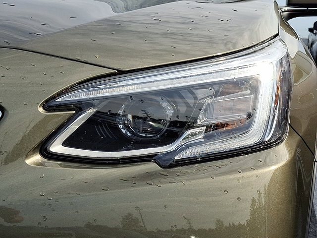 Used 2020 Subaru Outback Limited w/ Popular Package #2 AWD/4WD image 8