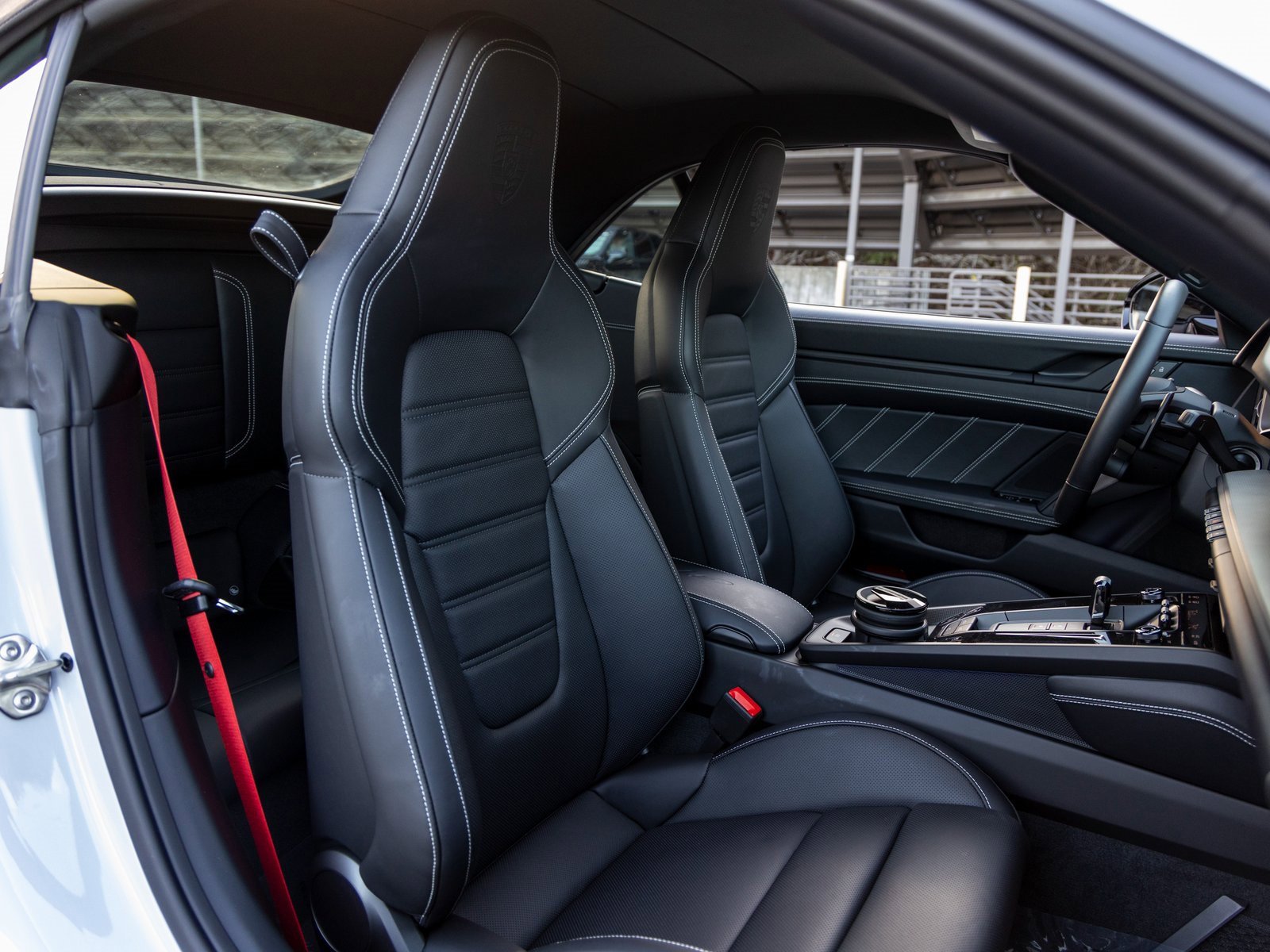 Certified 2025 Porsche 911 Carrera GTS image 45