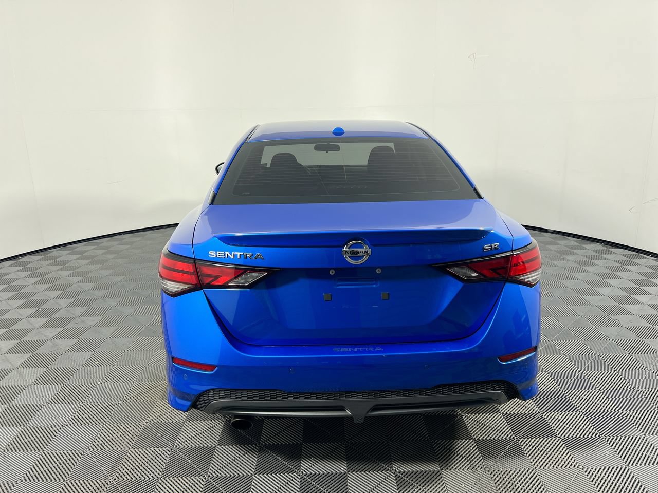 Used 2022 Nissan Sentra SR FWD image 4