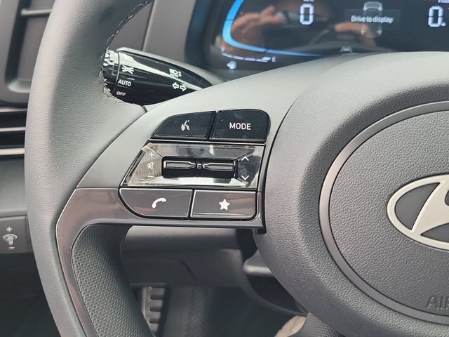 New 2026 Hyundai Elantra SEL Sport FWD image 7