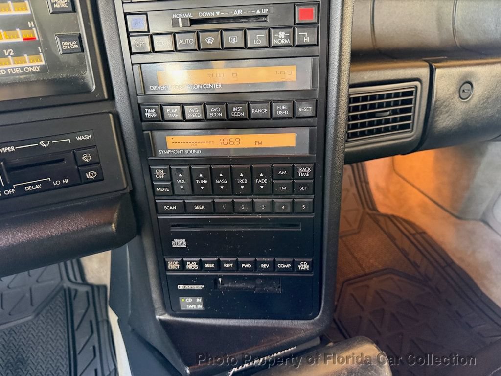 Used 1990 Cadillac Allante FWD image 42