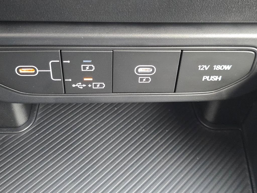 New 2025 Kia K4 LXS image 5