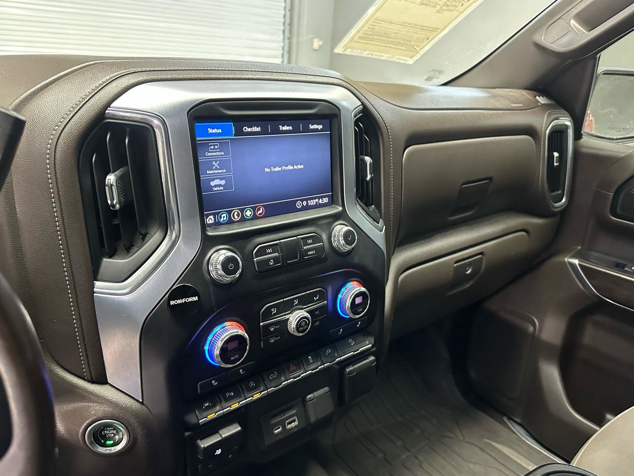 Used 2022 GMC Sierra 1500 SLT AWD/4WD image 18