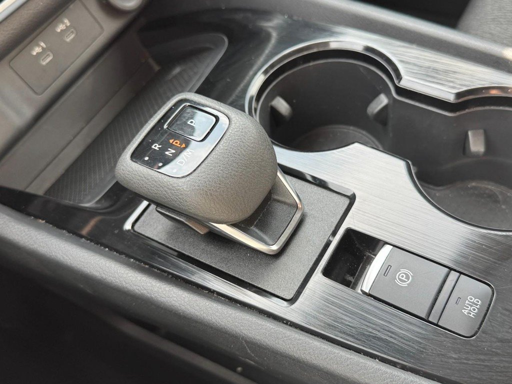 Used 2025 Nissan Rogue SV FWD image 19