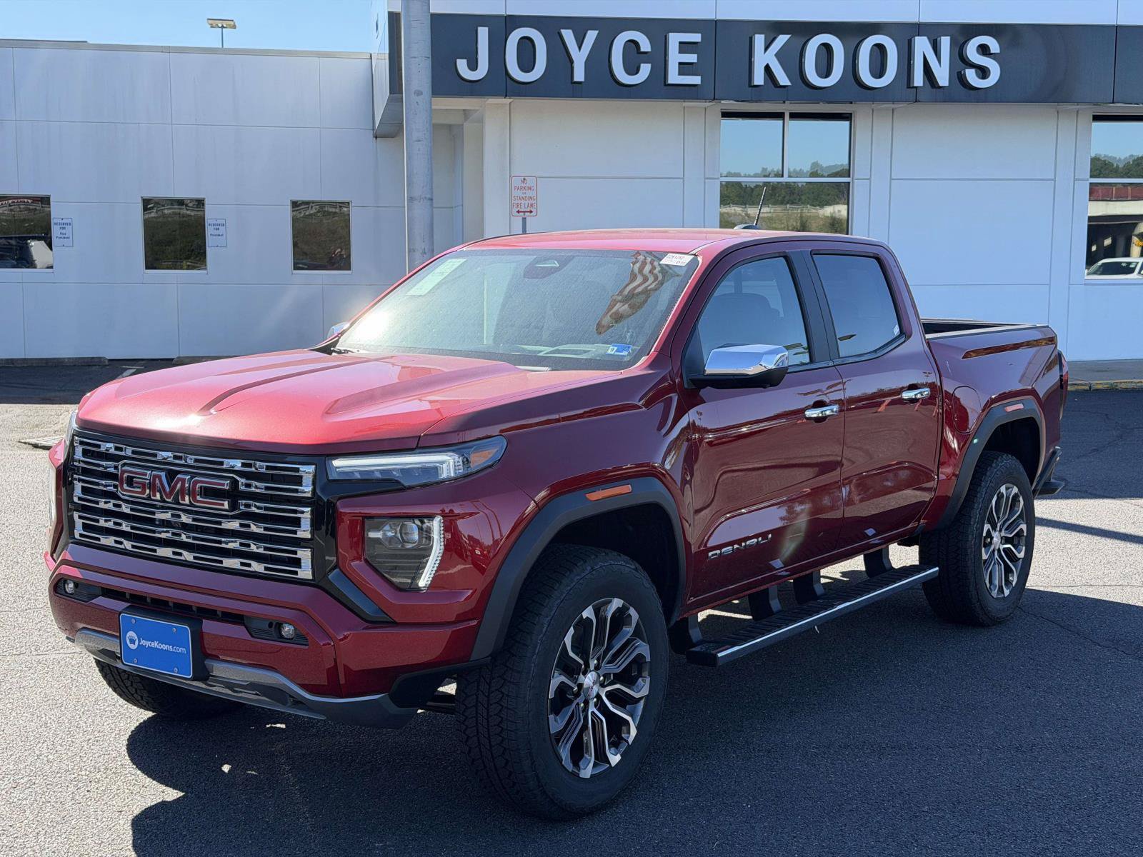 New 2026 GMC Canyon Denali AWD/4WD image 4