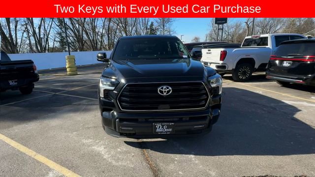 Used 2025 Toyota Sequoia SR5 image 3