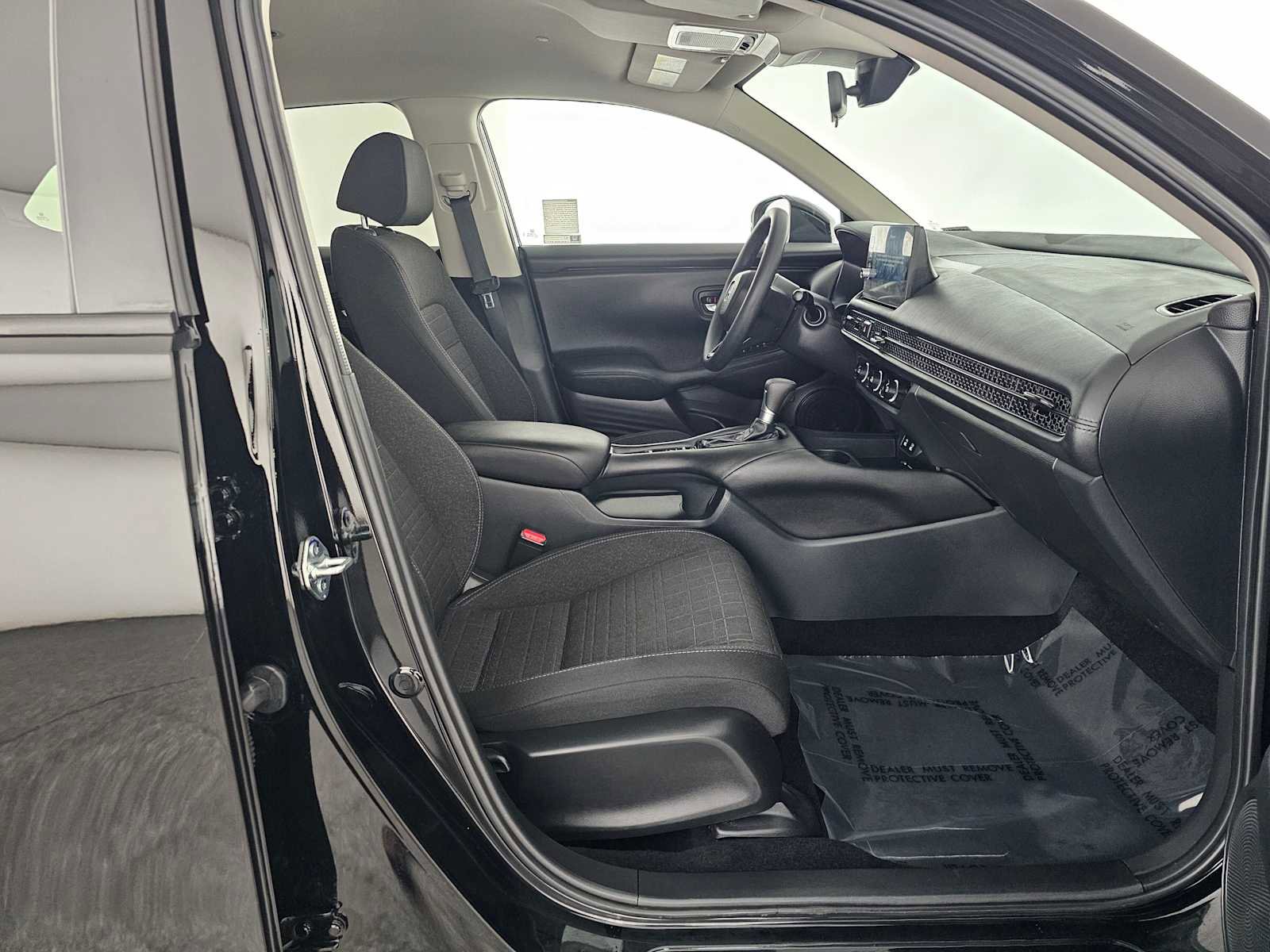 Used 2026 Honda HR-V LX image 10