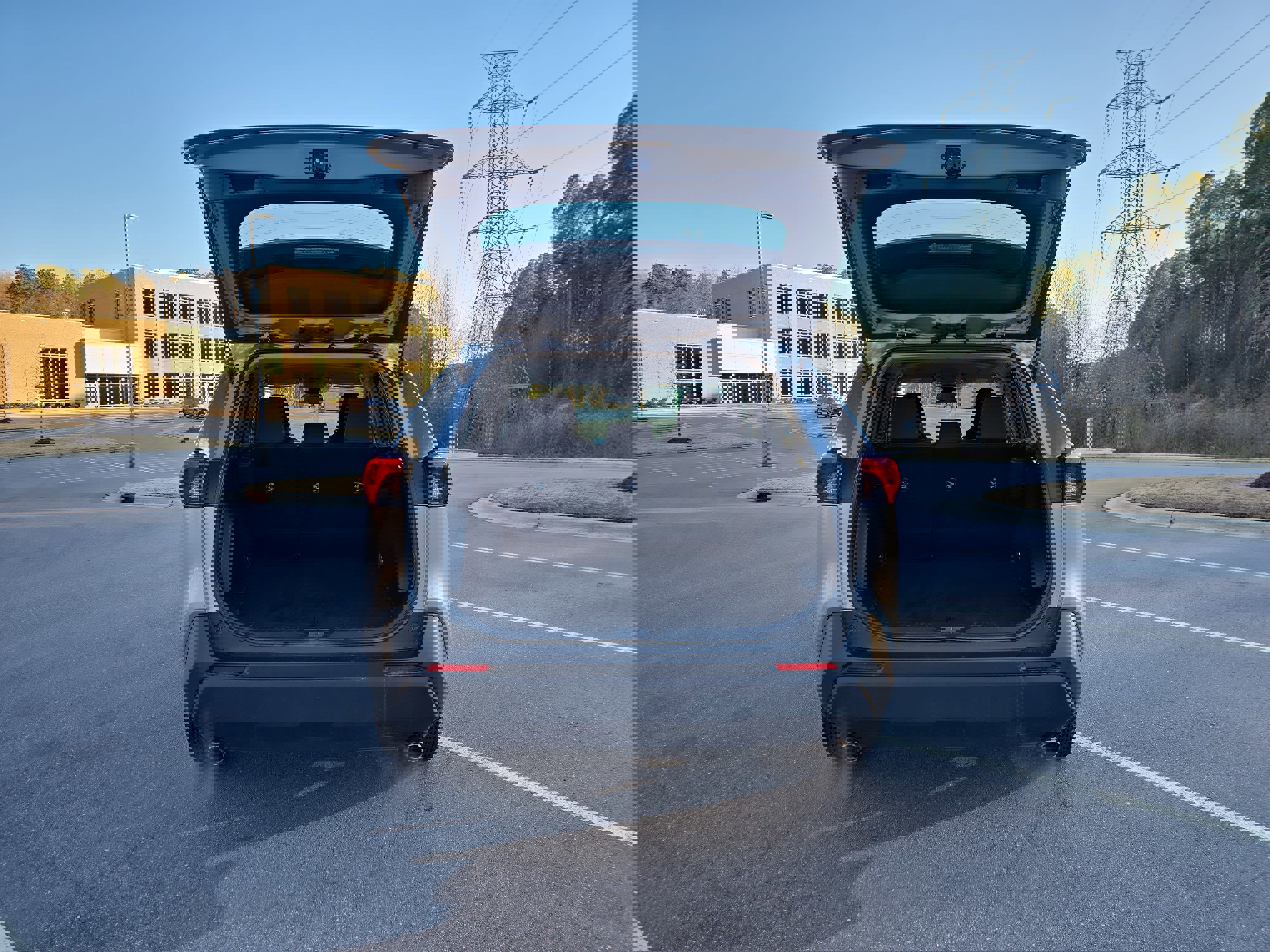 Used 2024 Toyota RAV4 XLE image 12