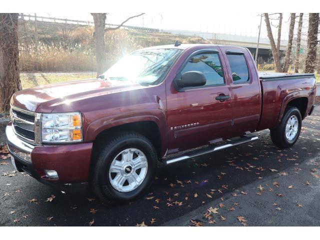Used 2008 Chevrolet Silverado 1500 LT w/ Power Pack Plus image 2