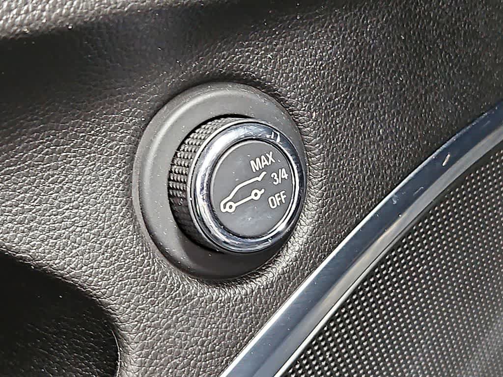 Used 2020 Buick Enclave Premium w/ Surround and Sites Package FWD image 25