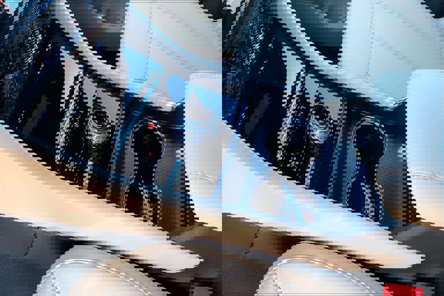 Used 2025 Jeep Grand Cherokee L Limited image 17