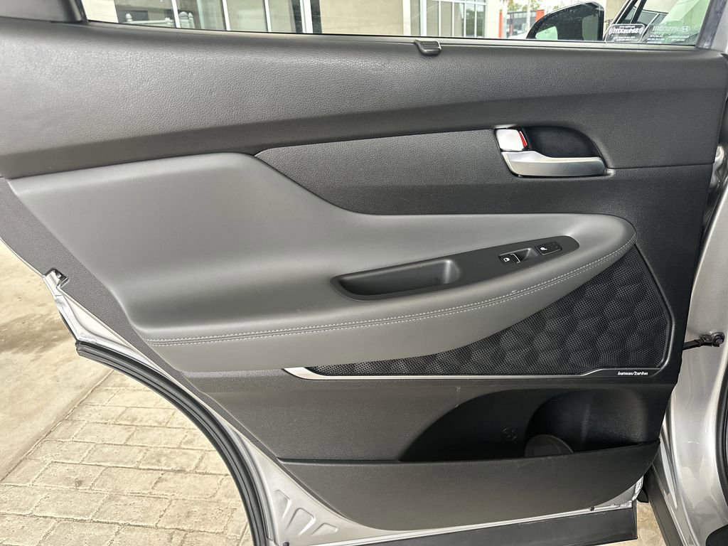 Used 2023 Hyundai Santa Fe Limited image 29