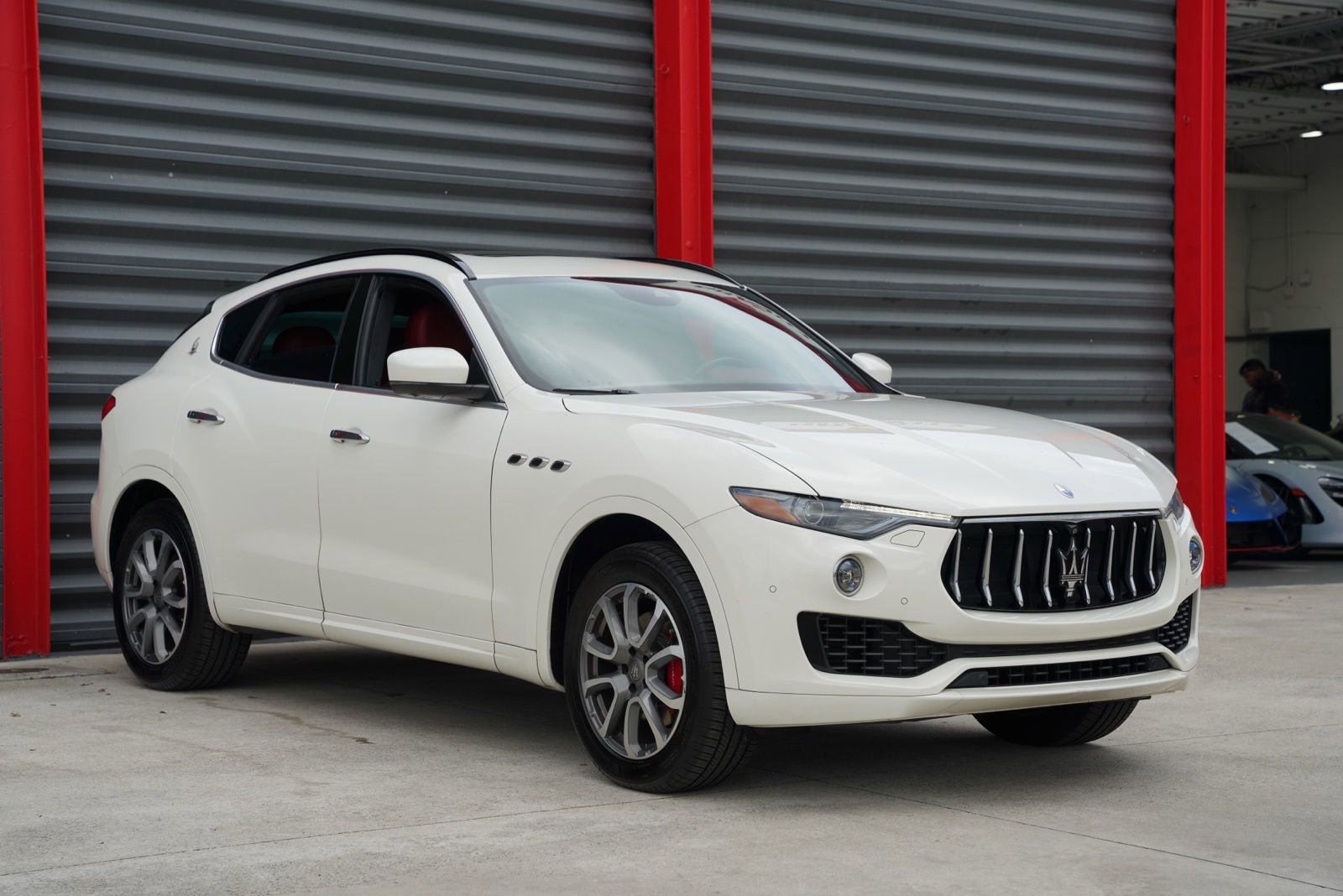 Used 2019 Maserati Levante image 6