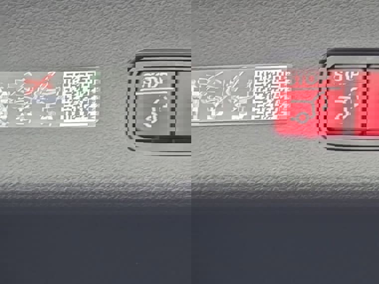 New 2026 Mercedes-Benz GLC 300 4MATIC image 32