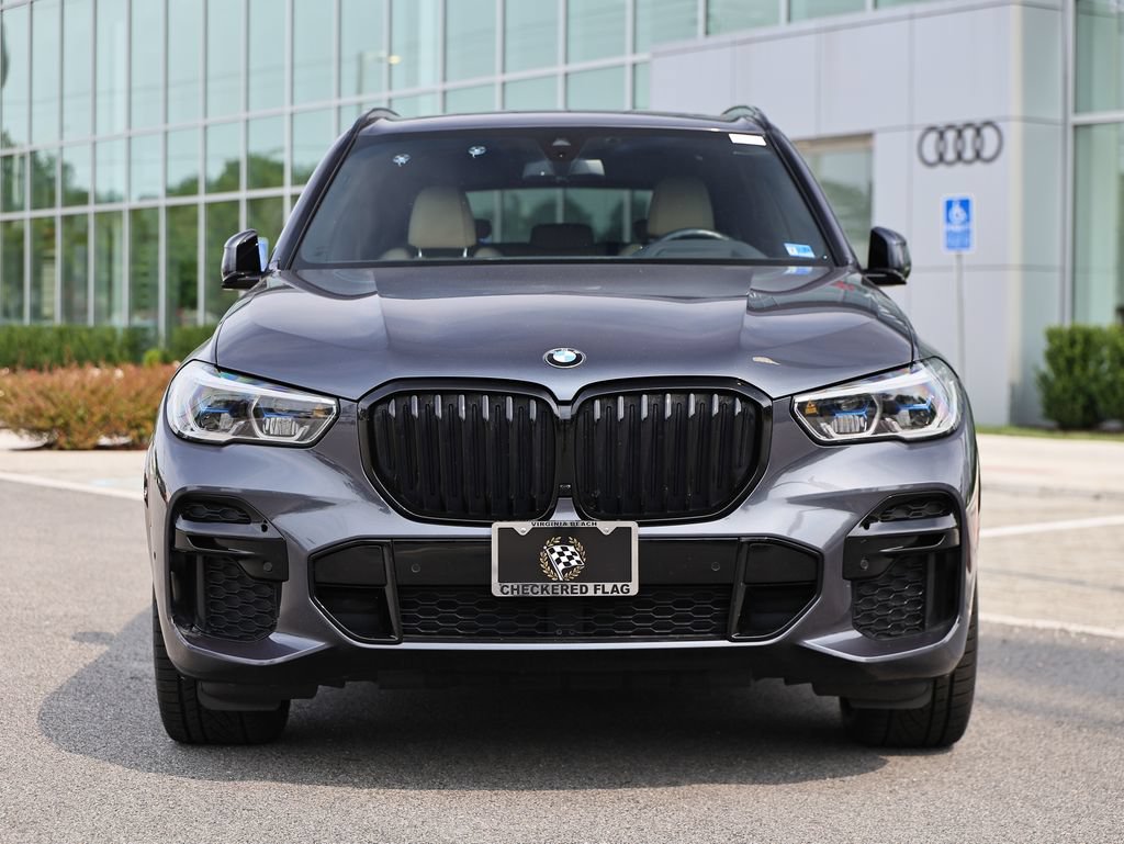 Used 2022 BMW X5 xDrive40i w/ M Sport Package AWD/4WD image 13