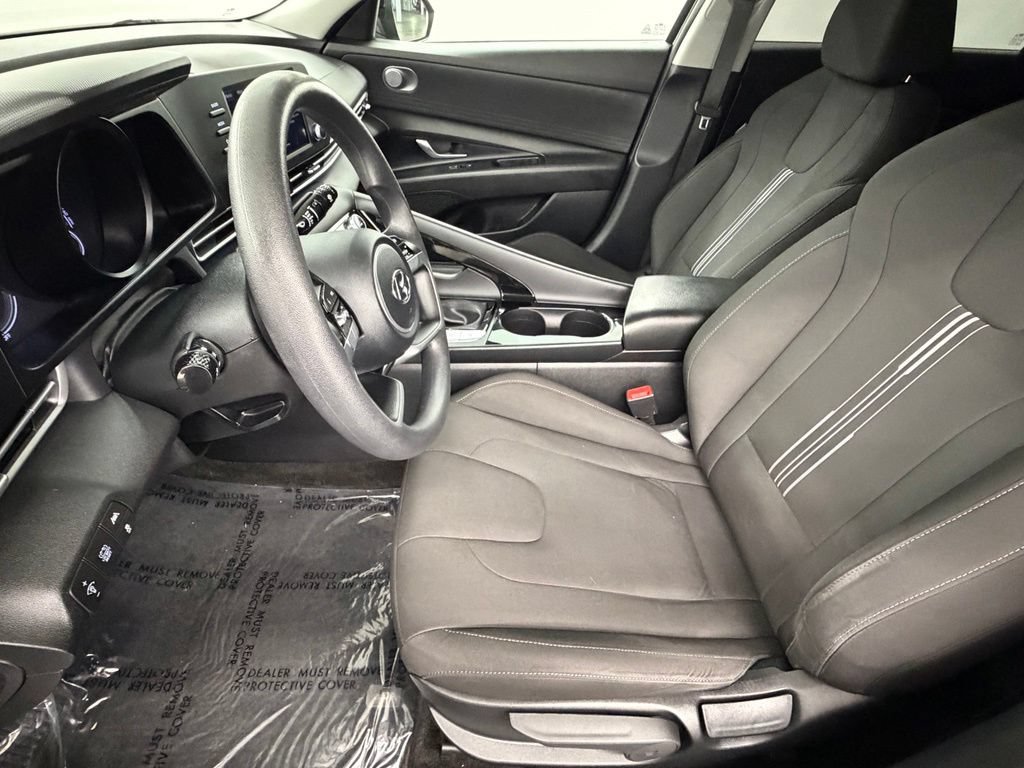 Used 2022 Hyundai Elantra Blue FWD image 22