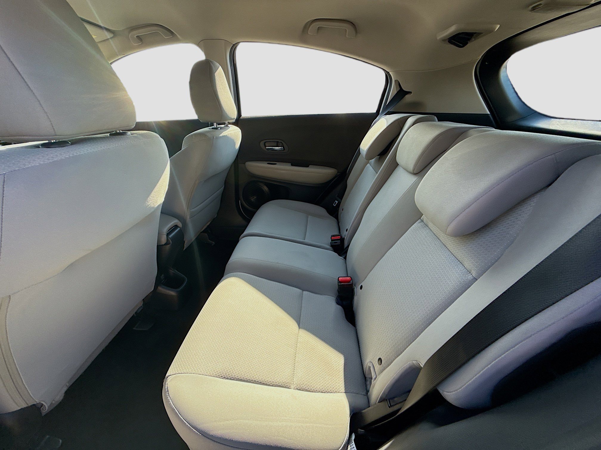 Used 2022 Honda HR-V LX image 22