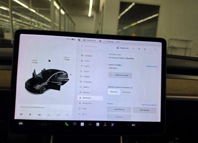 Used 2019 Tesla Model 3 Mid Range RWD image 15